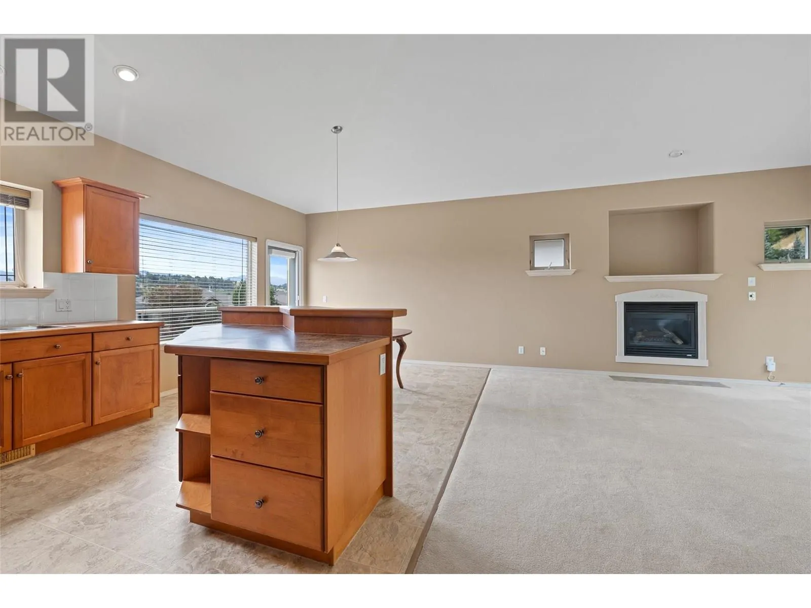 2060 Spyglass Way