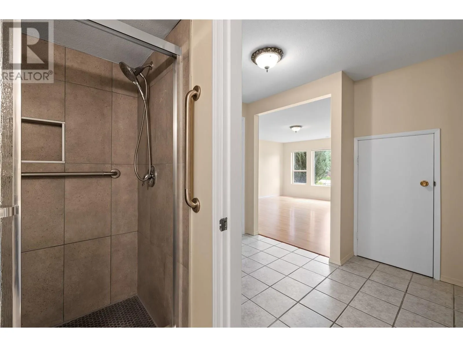2060 Spyglass Way