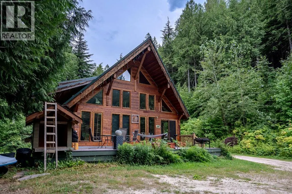 2987 SLOCAN VALLEY ROAD W Road