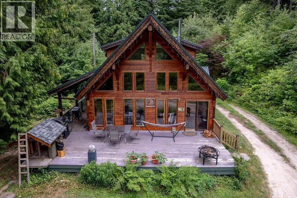 2987 SLOCAN VALLEY ROAD W Road