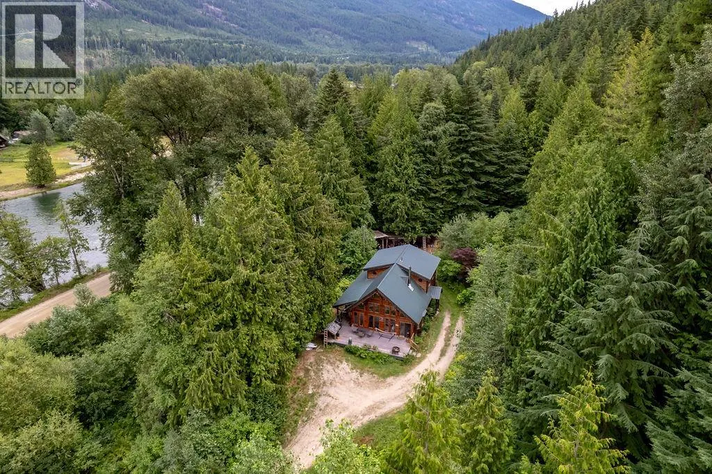 2987 SLOCAN VALLEY ROAD W Road