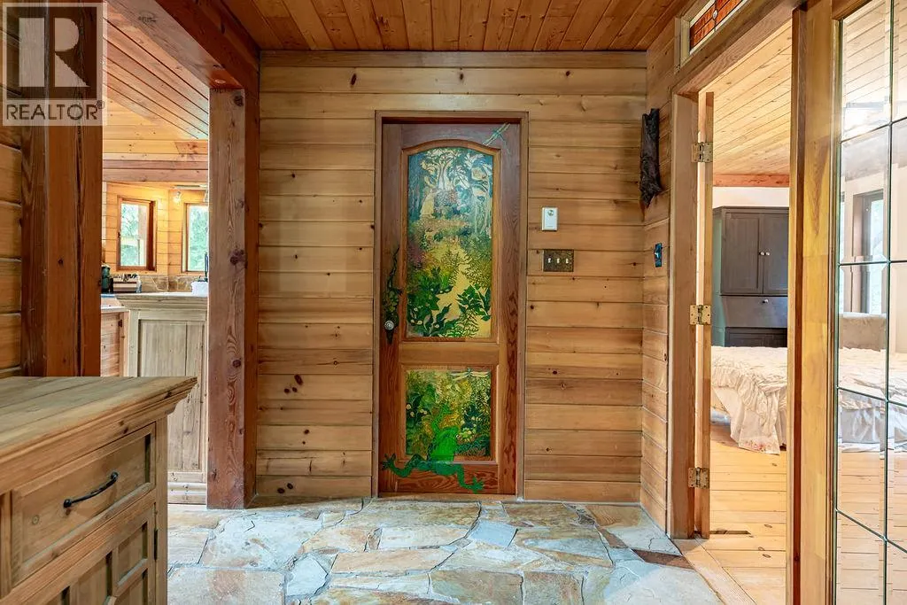 2987 SLOCAN VALLEY ROAD W Road