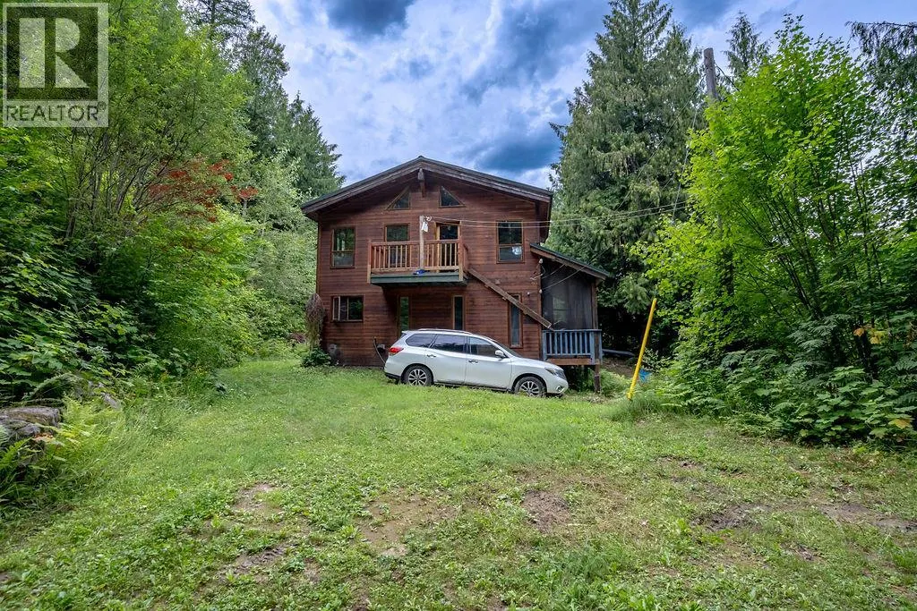 2987 SLOCAN VALLEY ROAD W Road