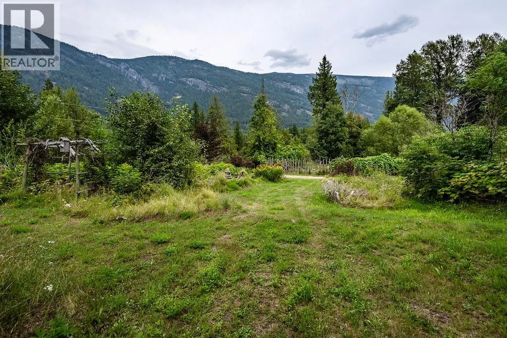 2987 SLOCAN VALLEY ROAD W Road