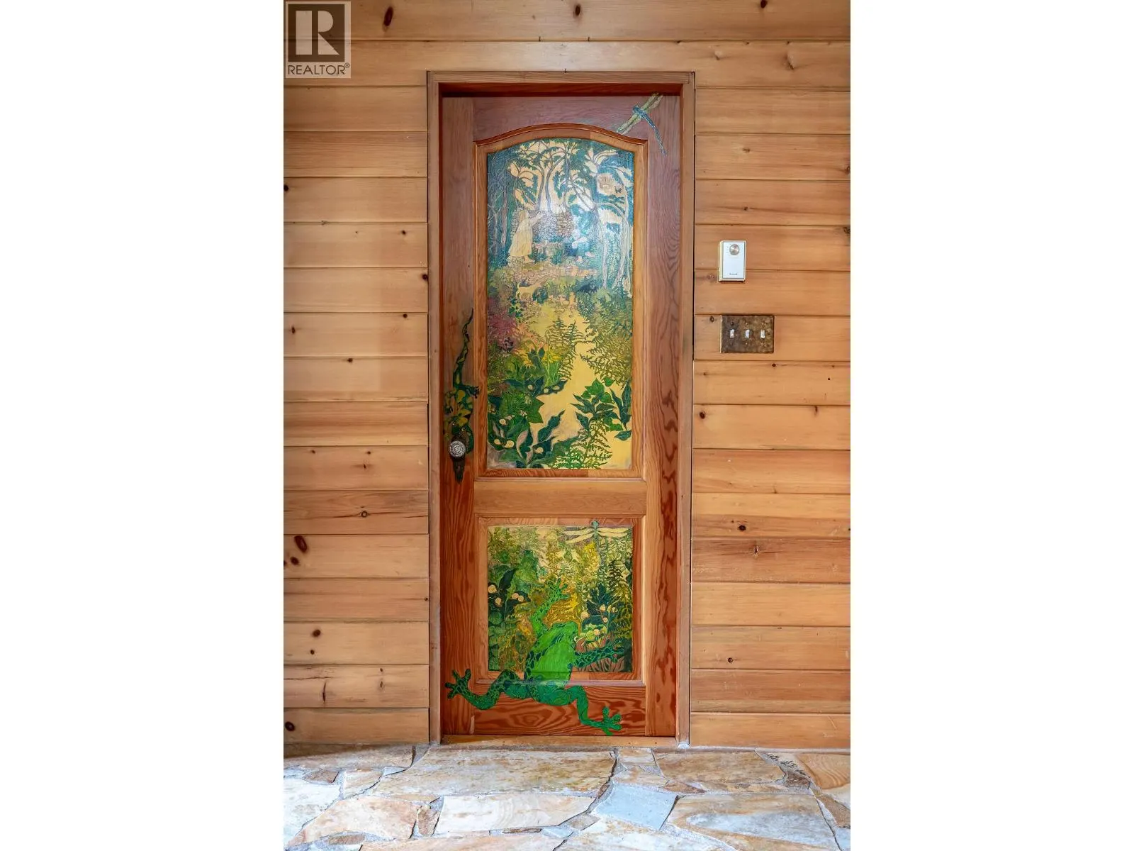 2987 SLOCAN VALLEY ROAD W Road