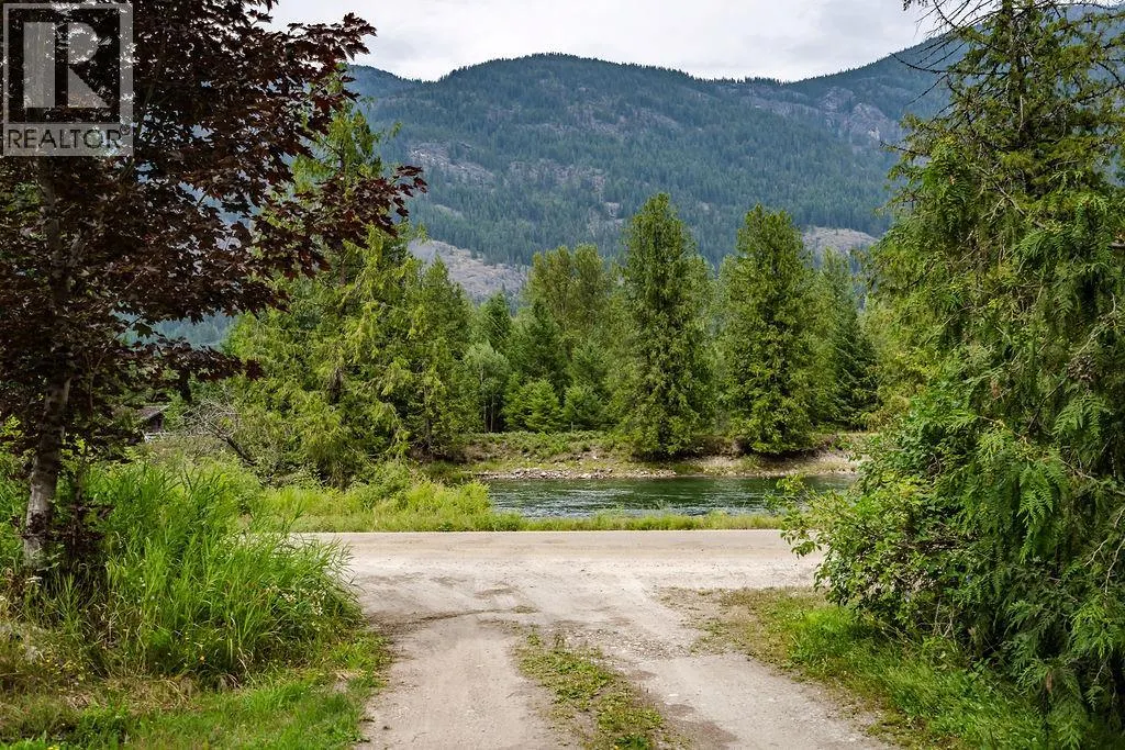 2987 SLOCAN VALLEY ROAD W Road