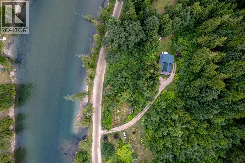 2987 SLOCAN VALLEY ROAD W Road
