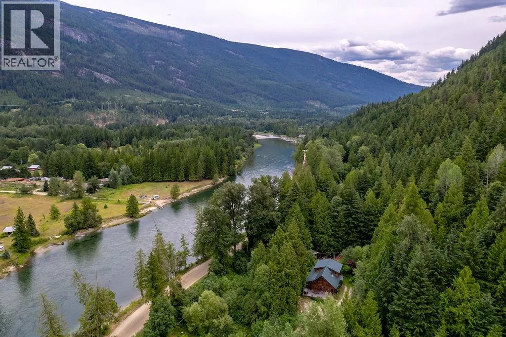 2987 SLOCAN VALLEY ROAD W Road