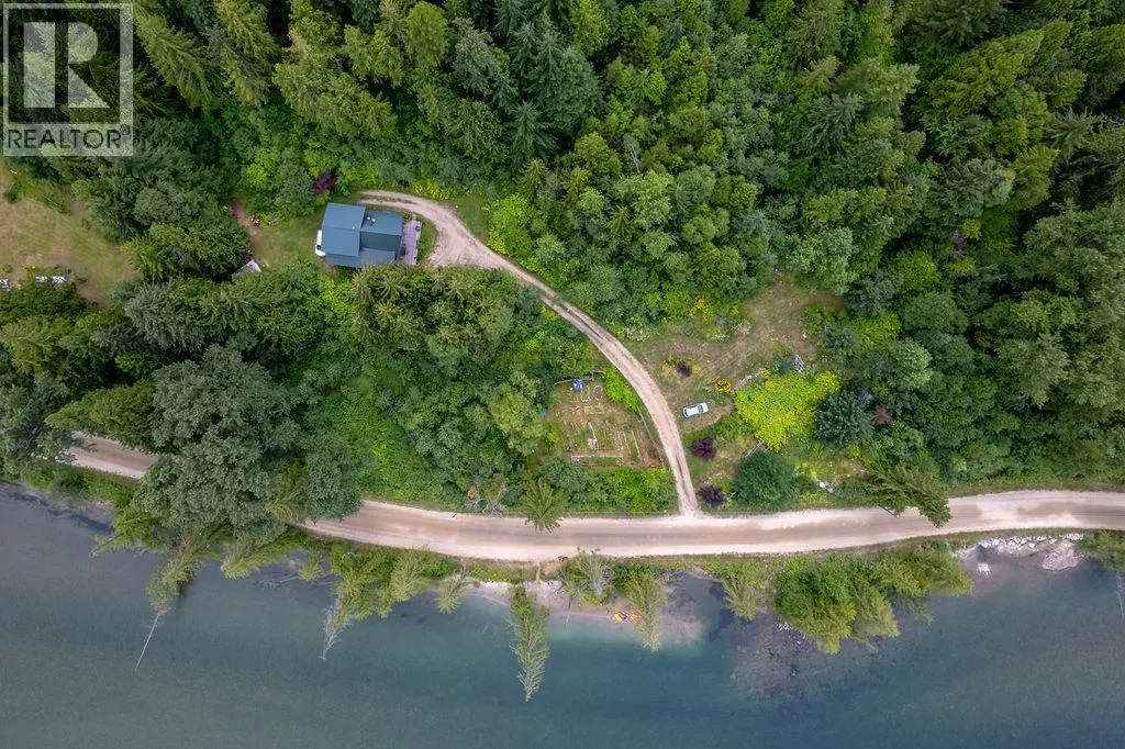 2987 SLOCAN VALLEY ROAD W Road
