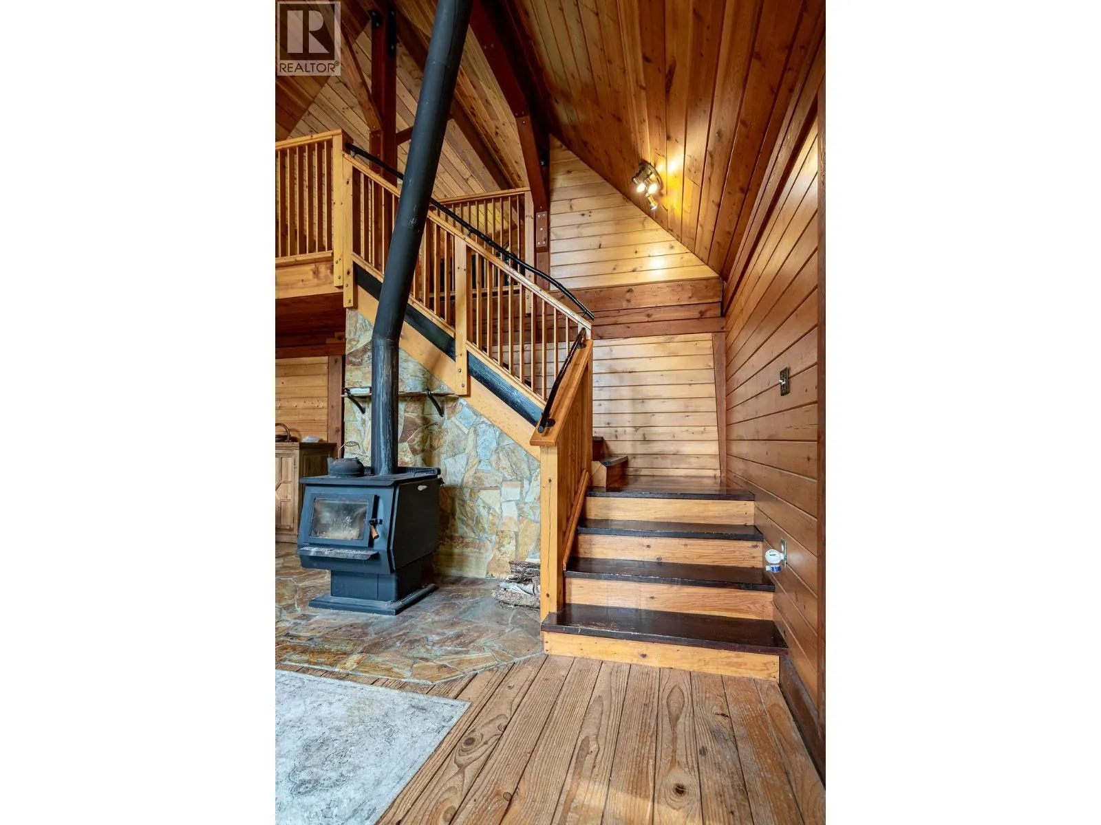 2987 SLOCAN VALLEY ROAD W Road