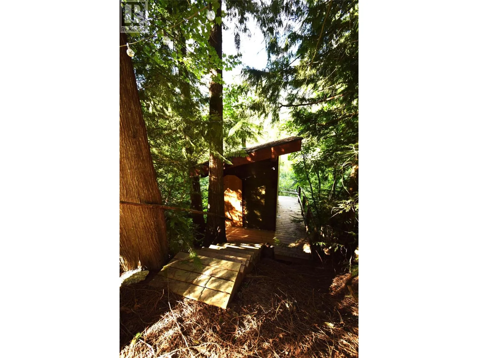 2987 SLOCAN VALLEY ROAD W Road