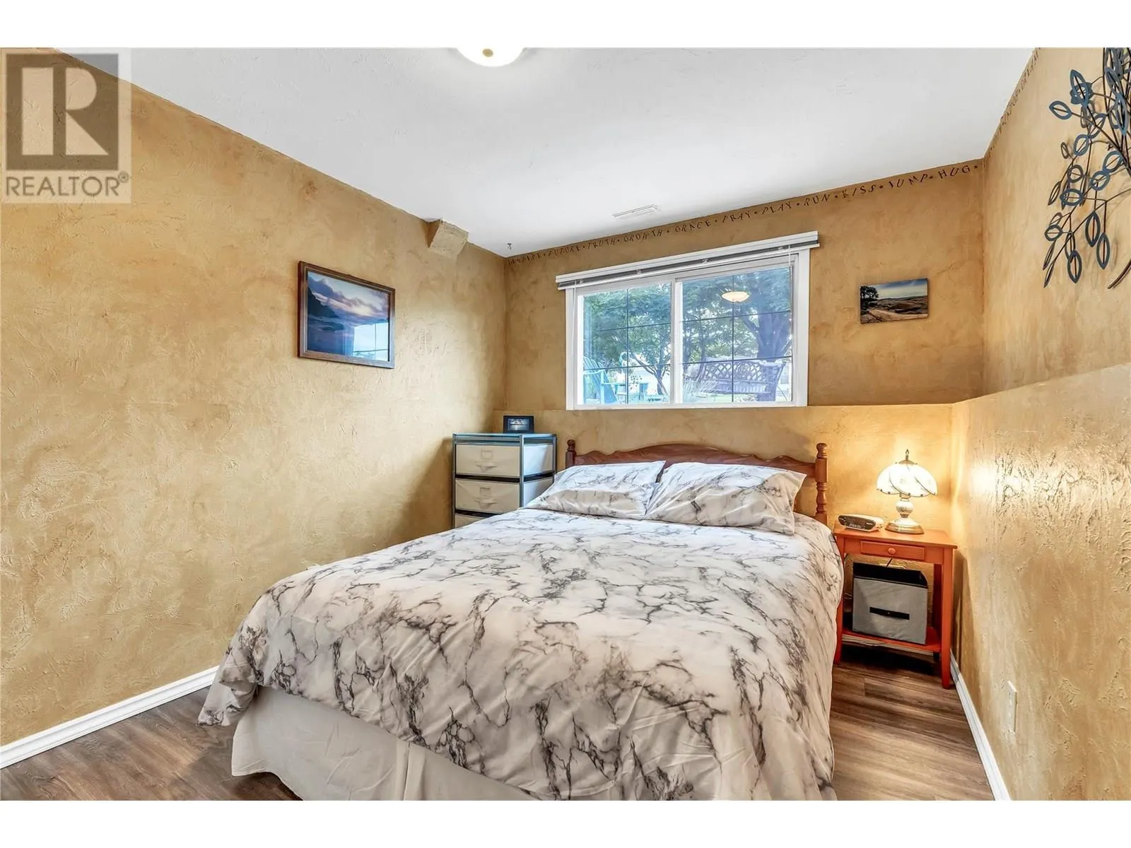 2887 Aberdeen Road