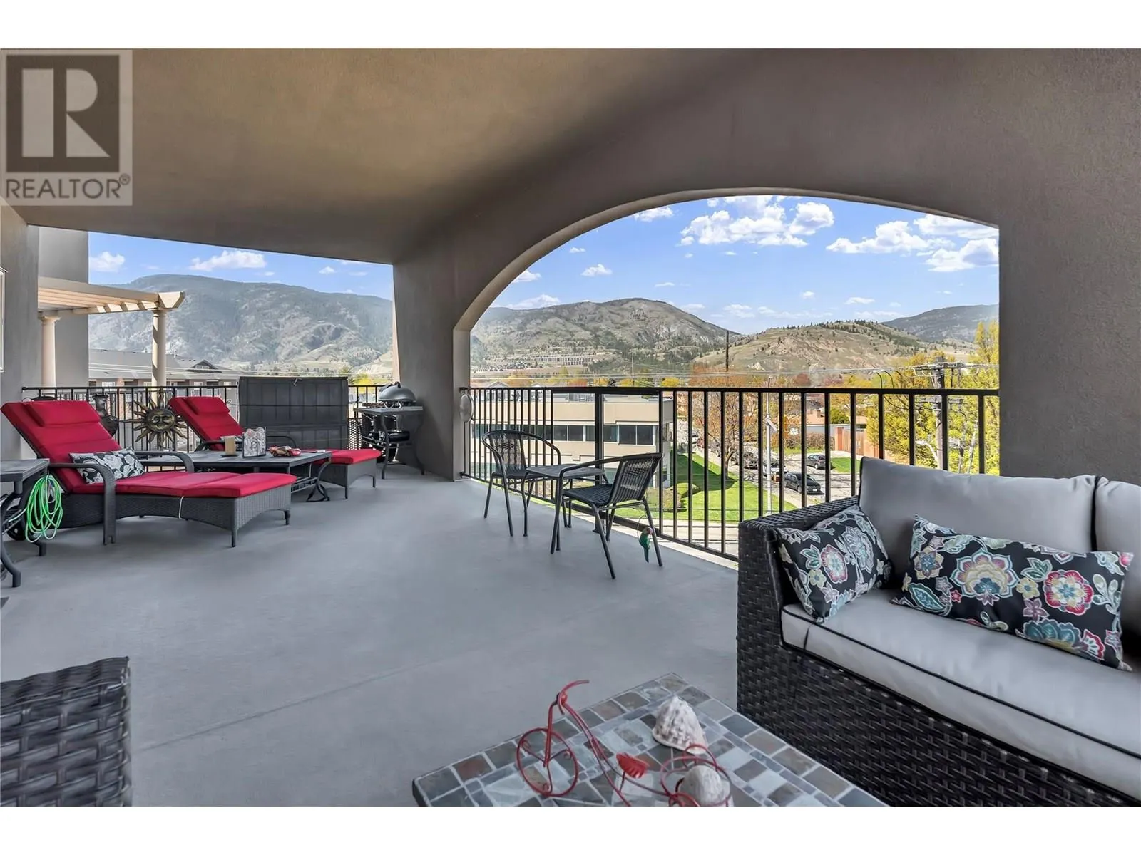 250 Waterford Avenue Unit# 302