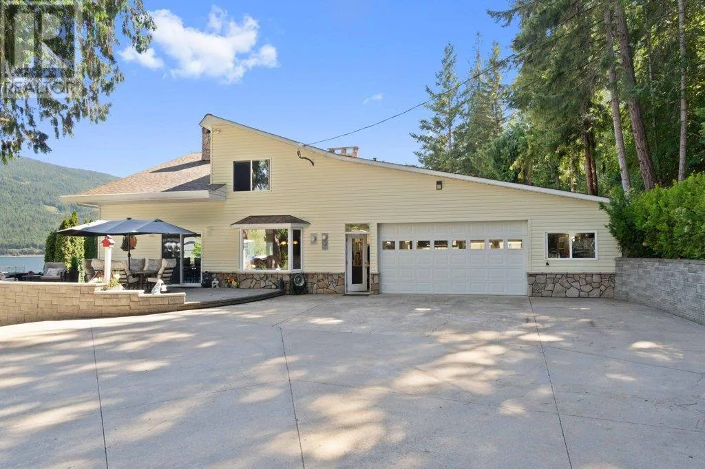 4842 SUNNYBRAE CANOE POINT Road