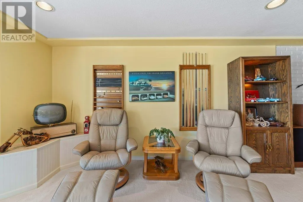 4842 SUNNYBRAE CANOE POINT Road
