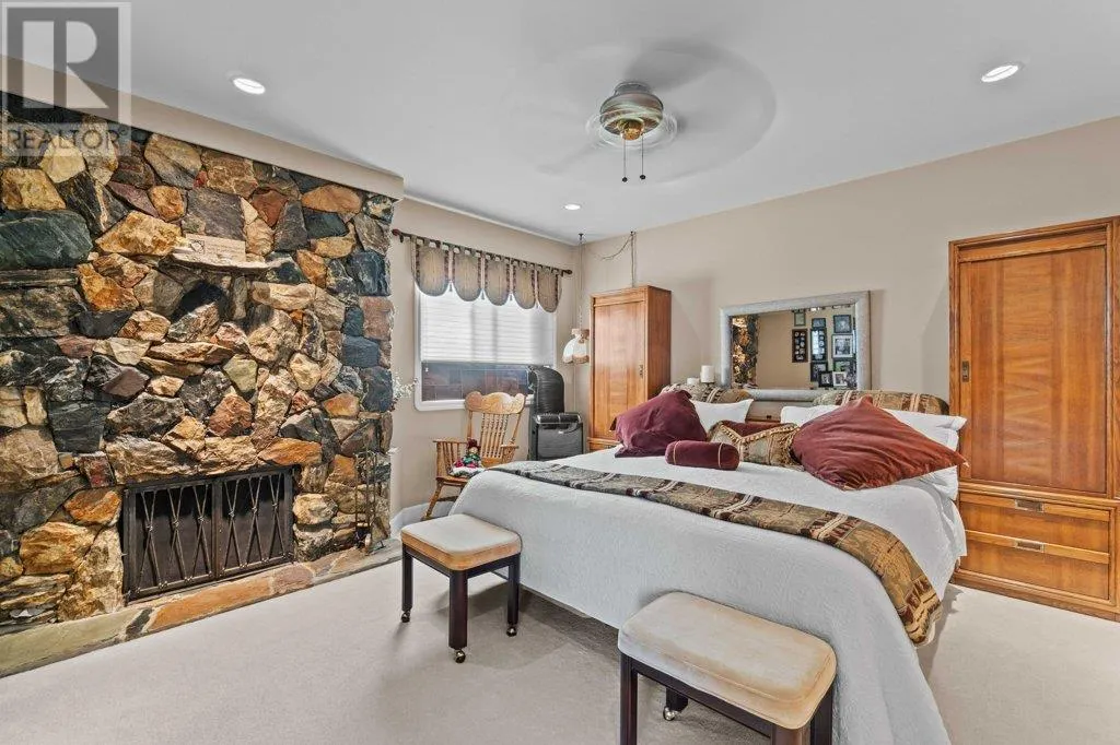 4842 SUNNYBRAE CANOE POINT Road