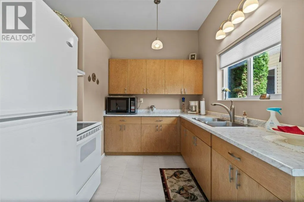 4842 SUNNYBRAE CANOE POINT Road