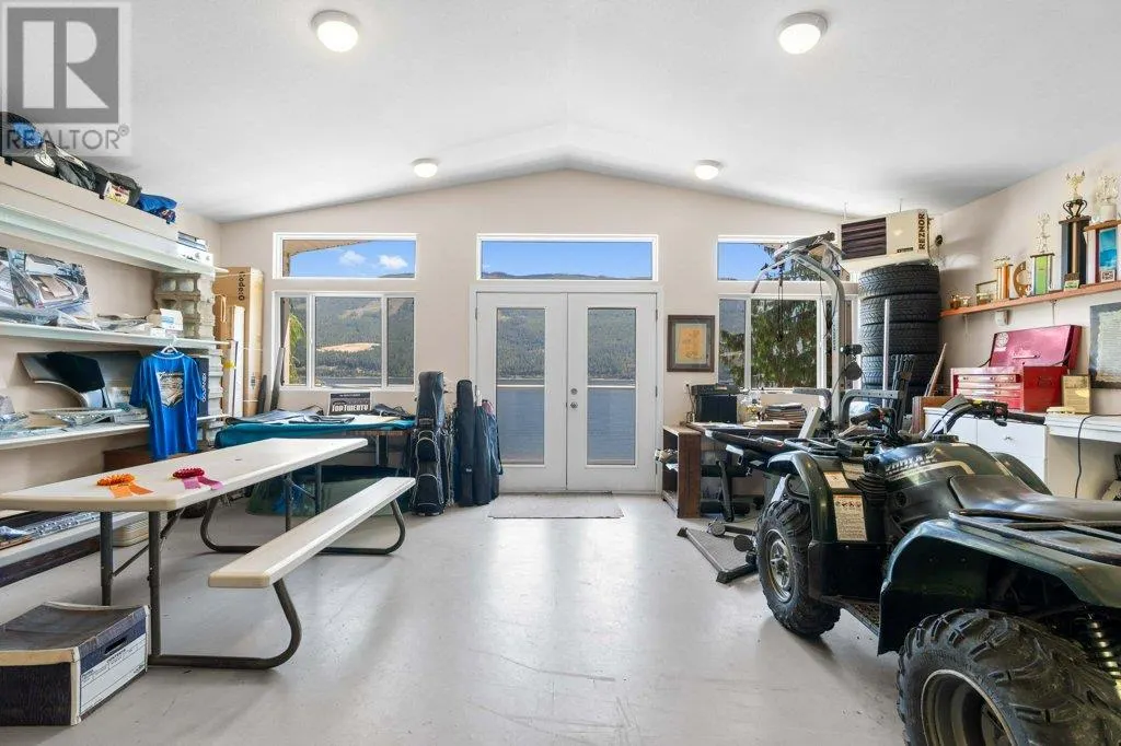4842 SUNNYBRAE CANOE POINT Road