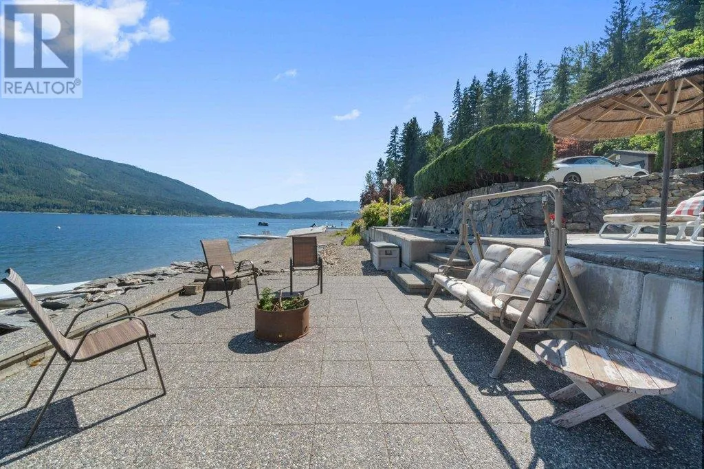 4842 SUNNYBRAE CANOE POINT Road