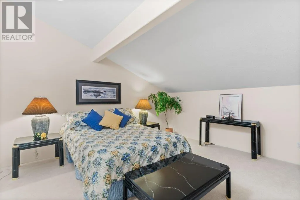 4842 SUNNYBRAE CANOE POINT Road