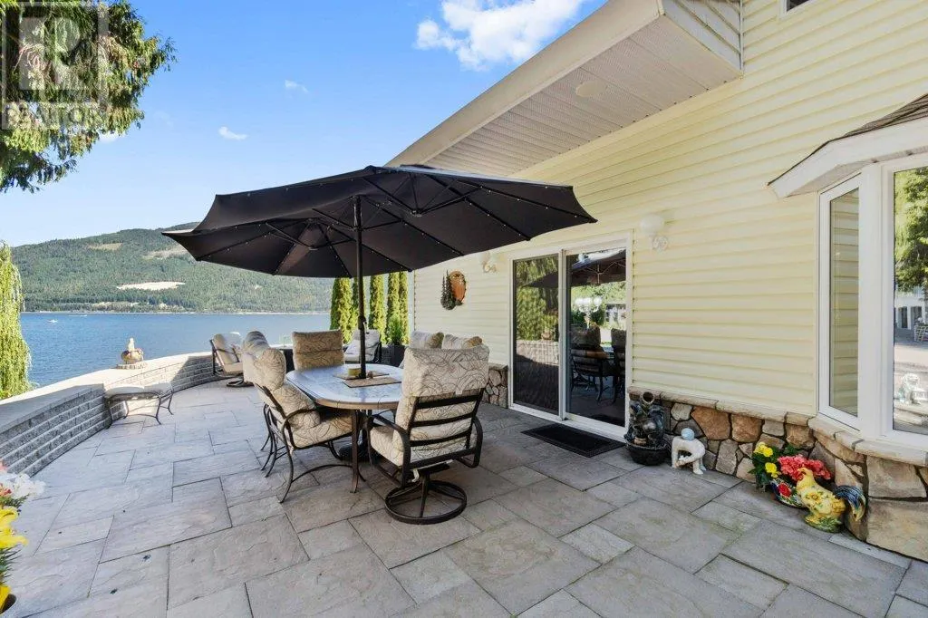 4842 SUNNYBRAE CANOE POINT Road