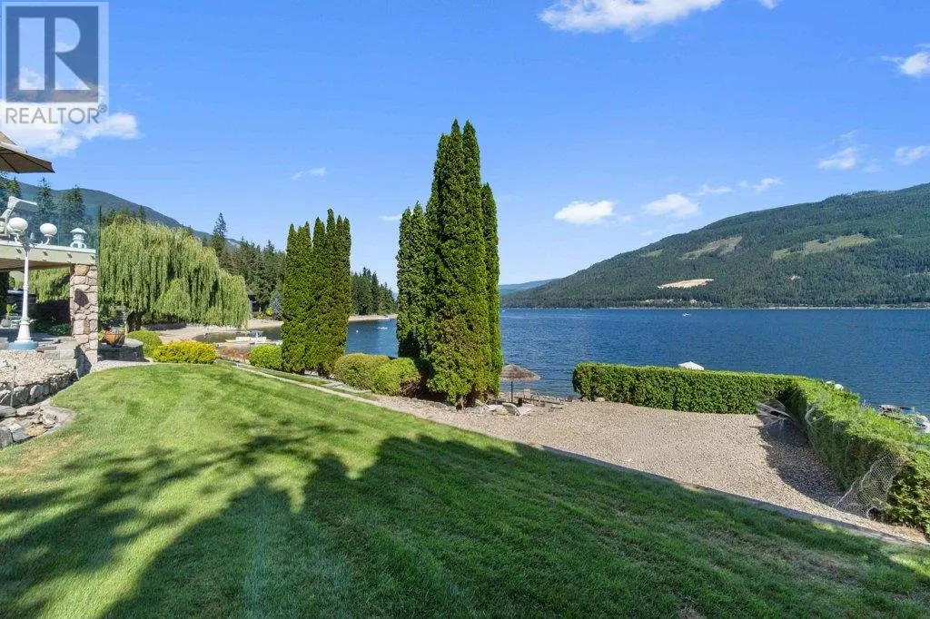 4842 SUNNYBRAE CANOE POINT Road