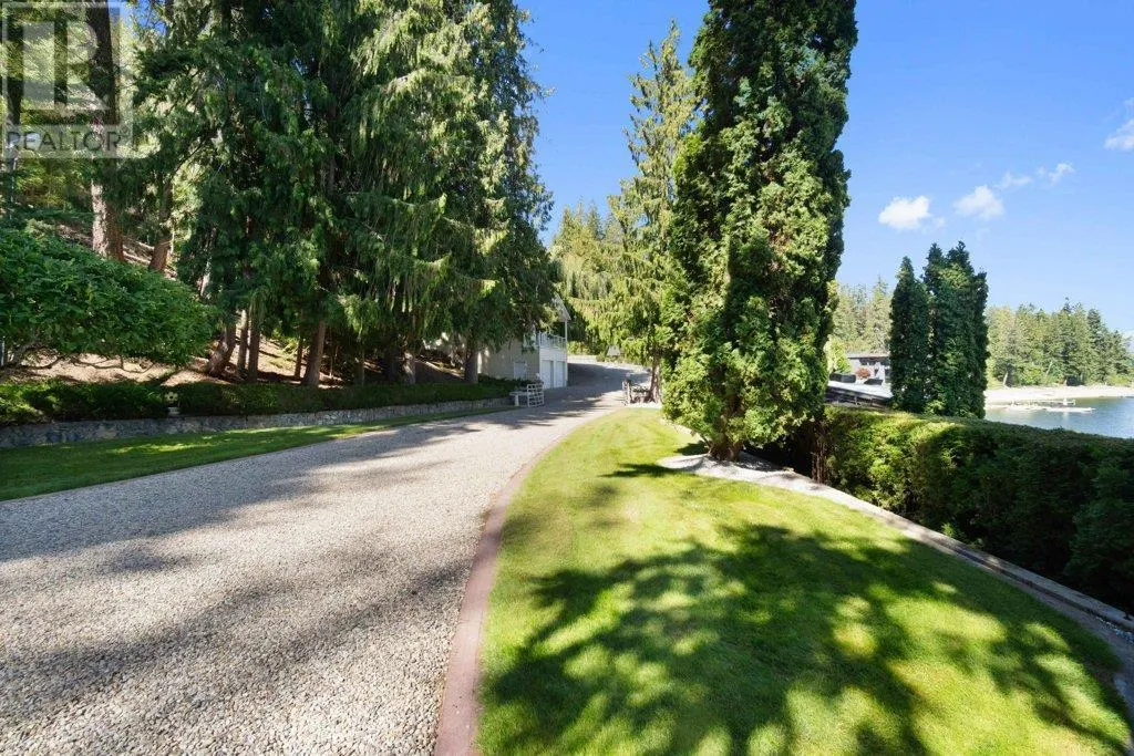 4842 SUNNYBRAE CANOE POINT Road