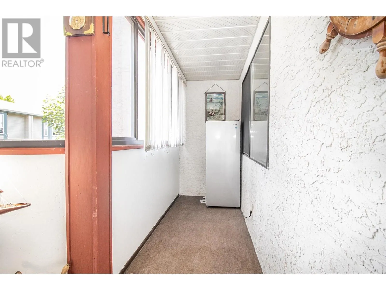 2085 Gordon Drive Unit# 204