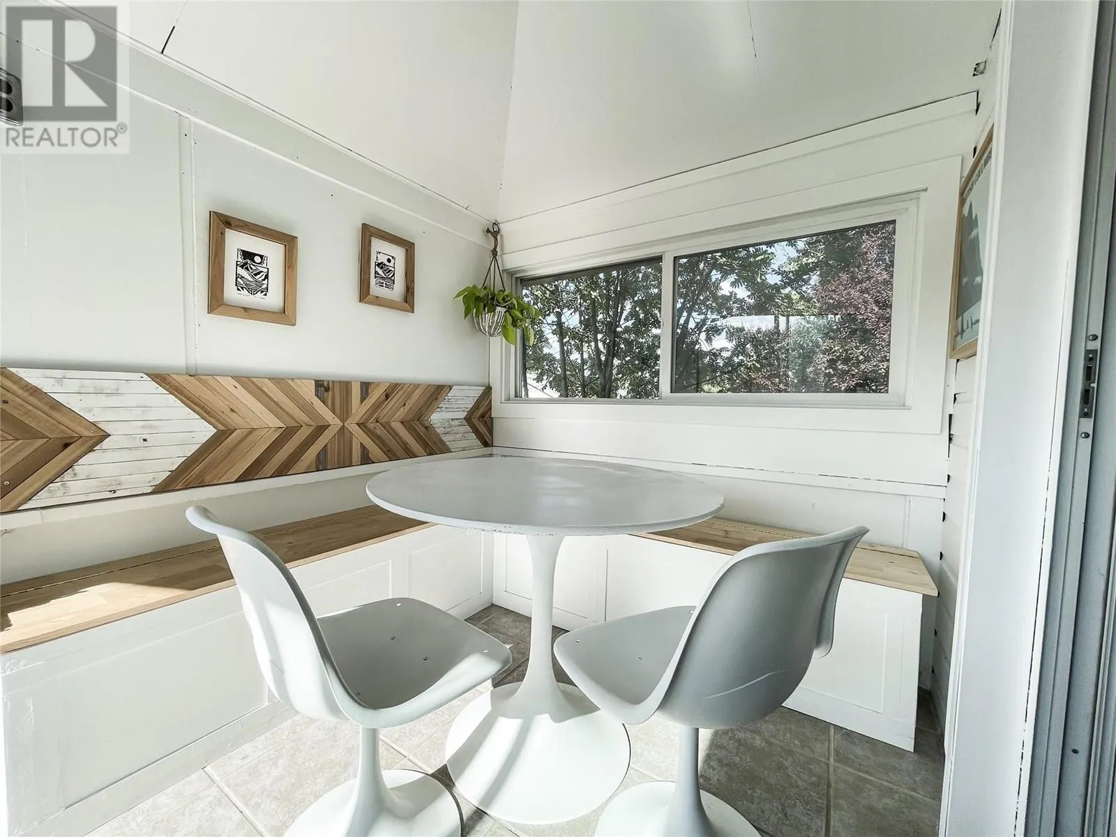10918 PRAIRIE VALLEY Road