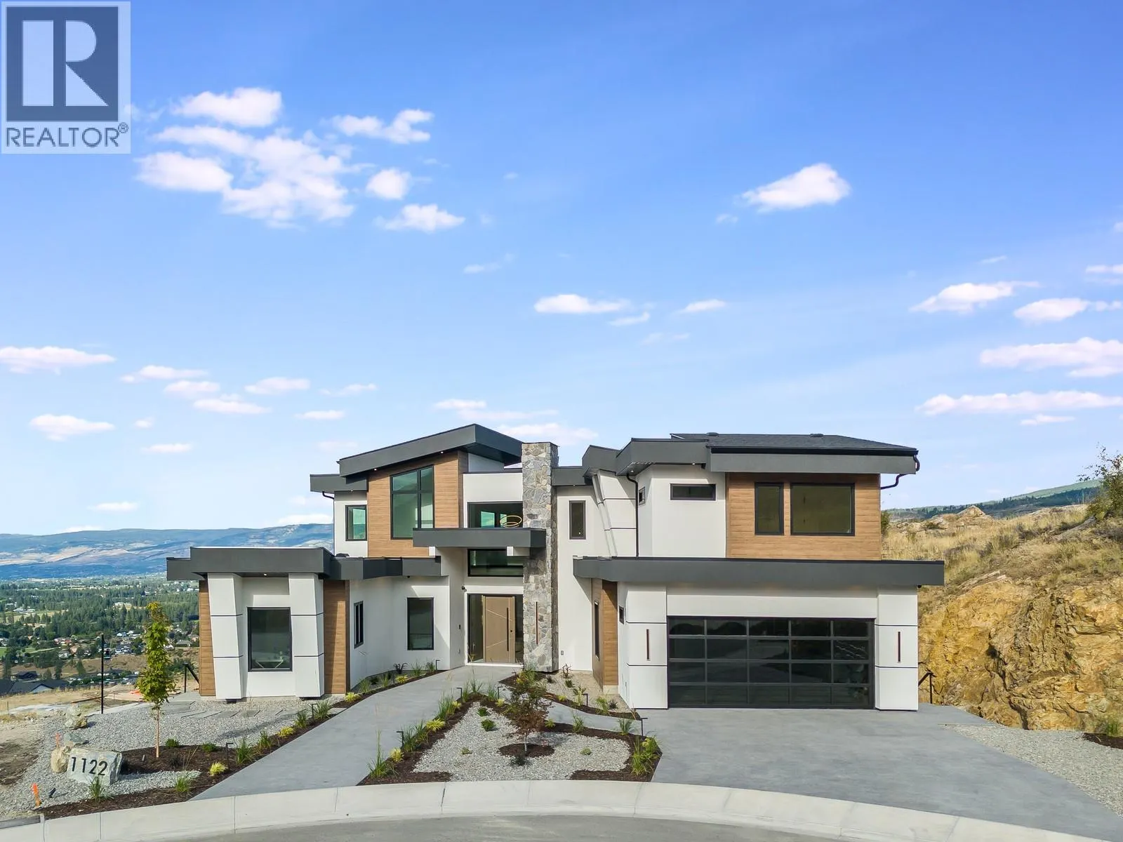 1122 Pearcy Court