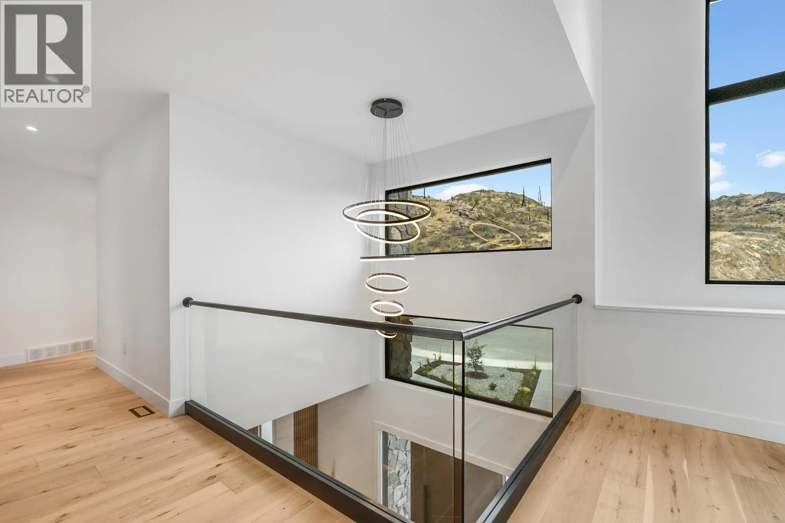 1122 Pearcy Court