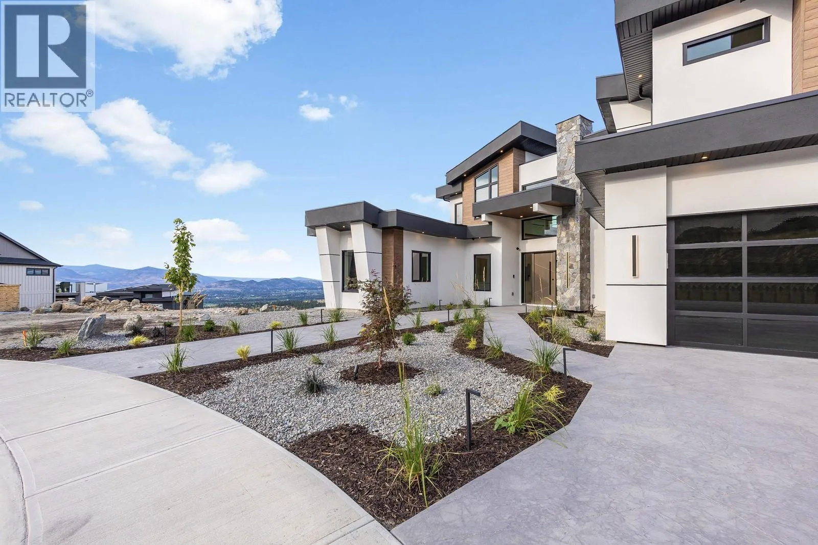 1122 Pearcy Court
