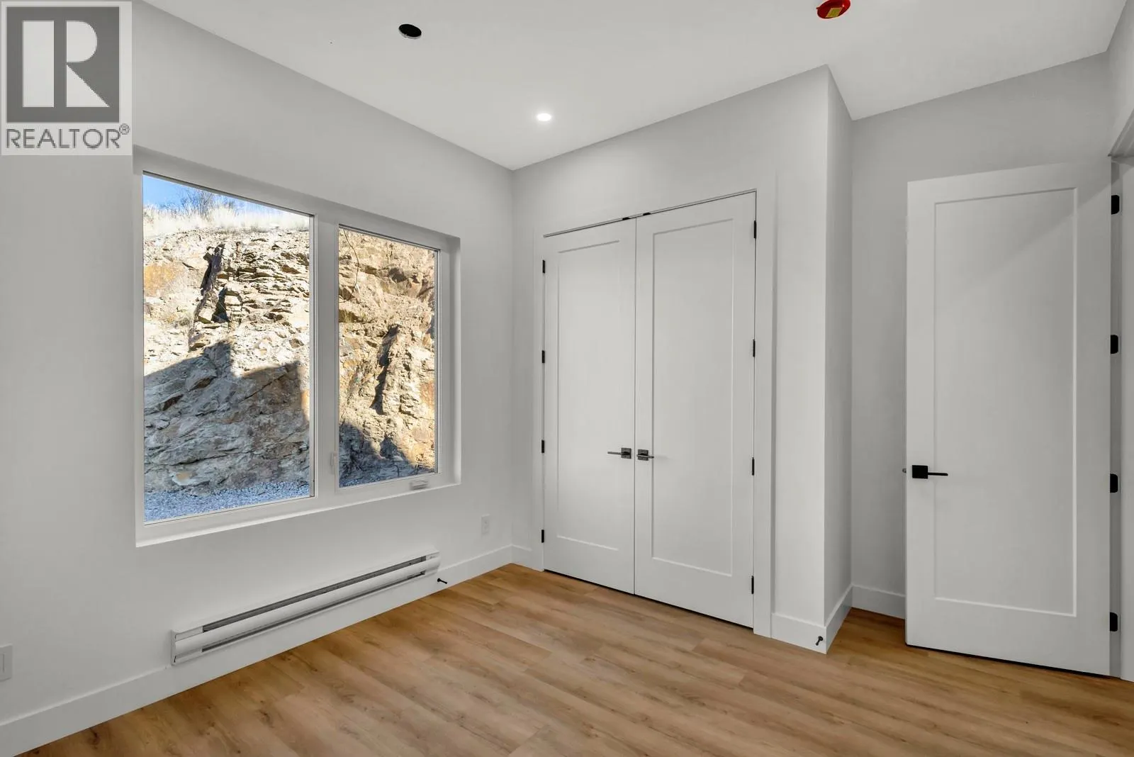 1122 Pearcy Court