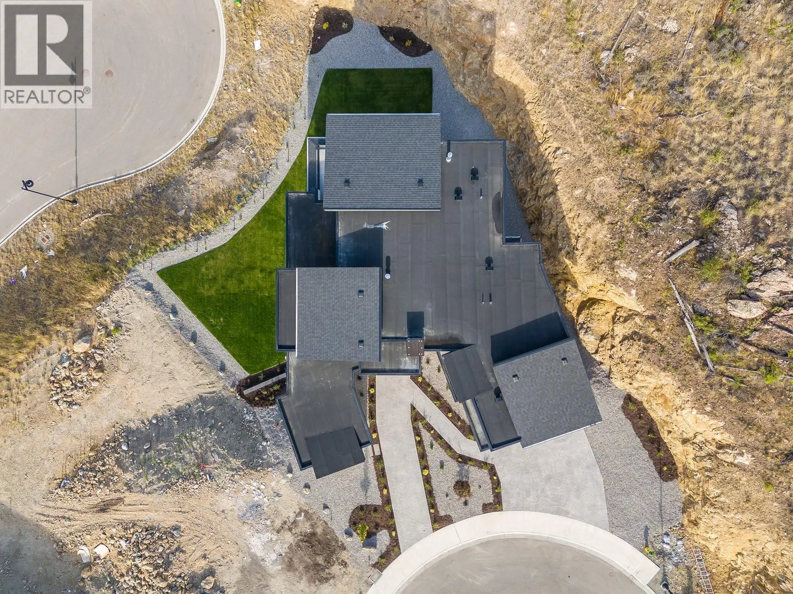 1122 Pearcy Court