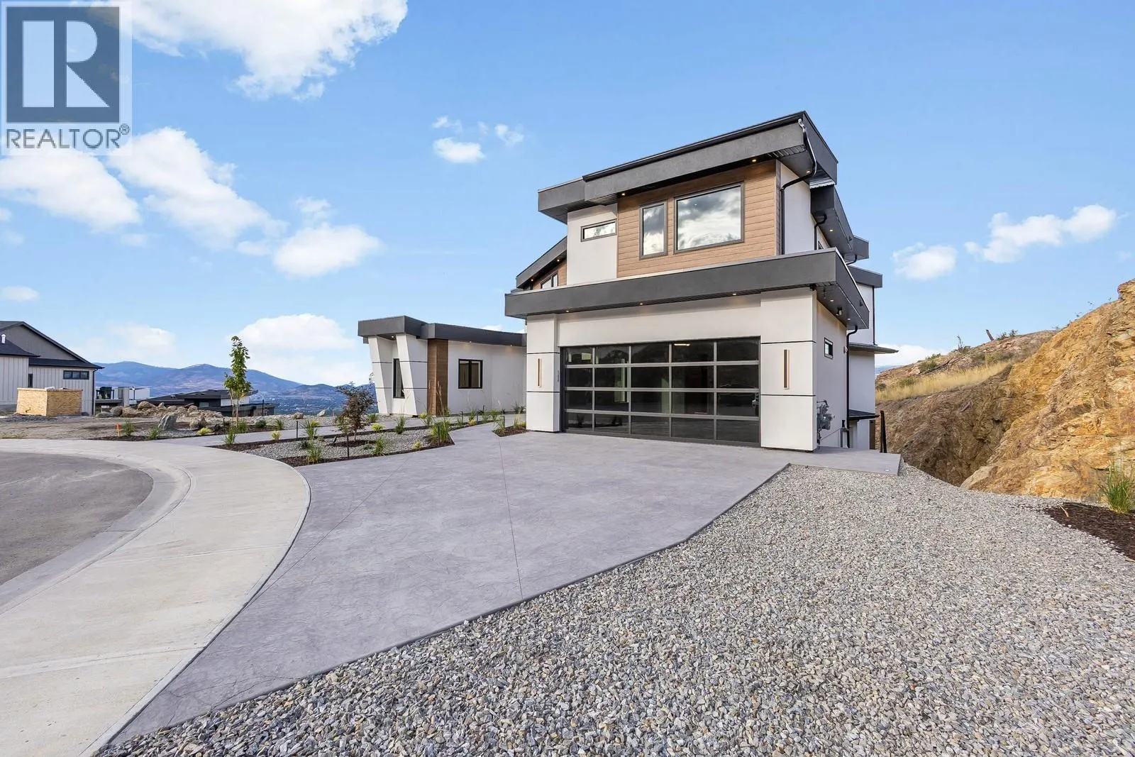 1122 Pearcy Court