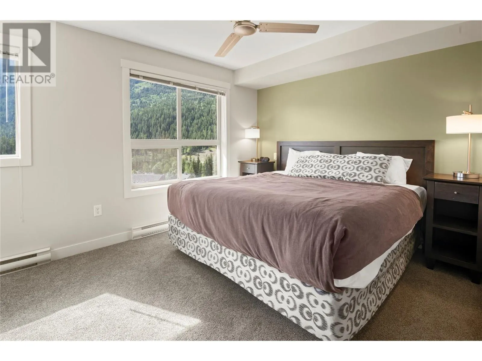 2049 SUMMIT Drive Unit# 311C
