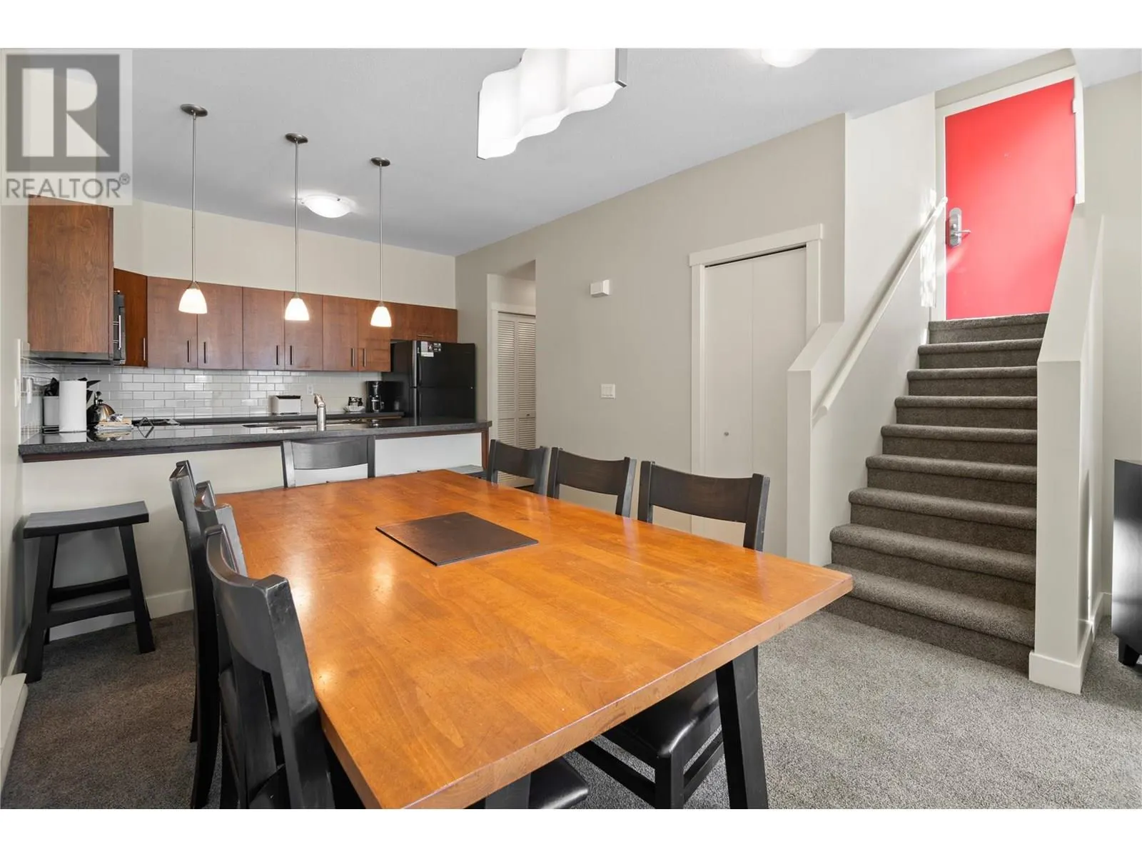 2049 SUMMIT Drive Unit# 311C