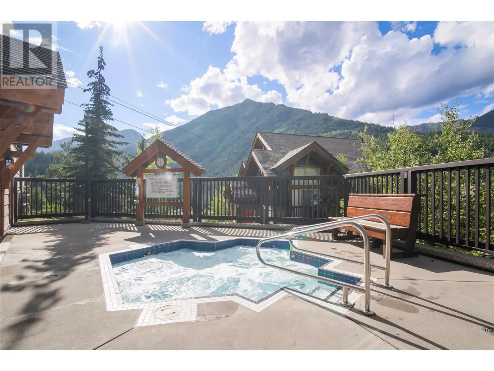 2049 SUMMIT Drive Unit# 311C