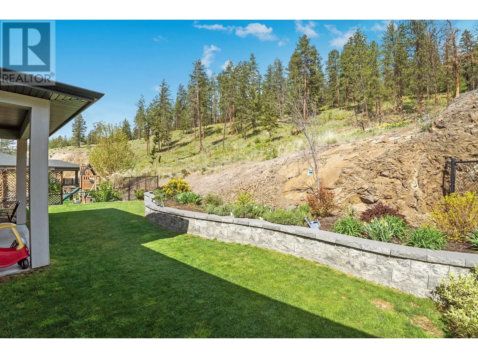 2594 Crown Crest Drive