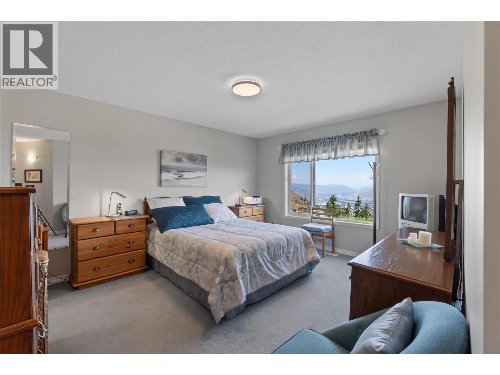 2022 PACIFIC Way Unit# 13