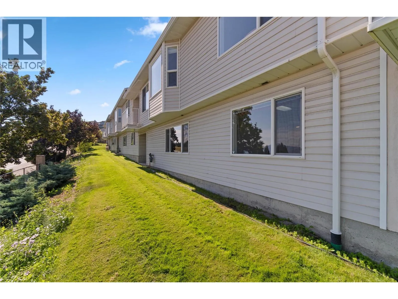 2022 PACIFIC Way Unit# 13