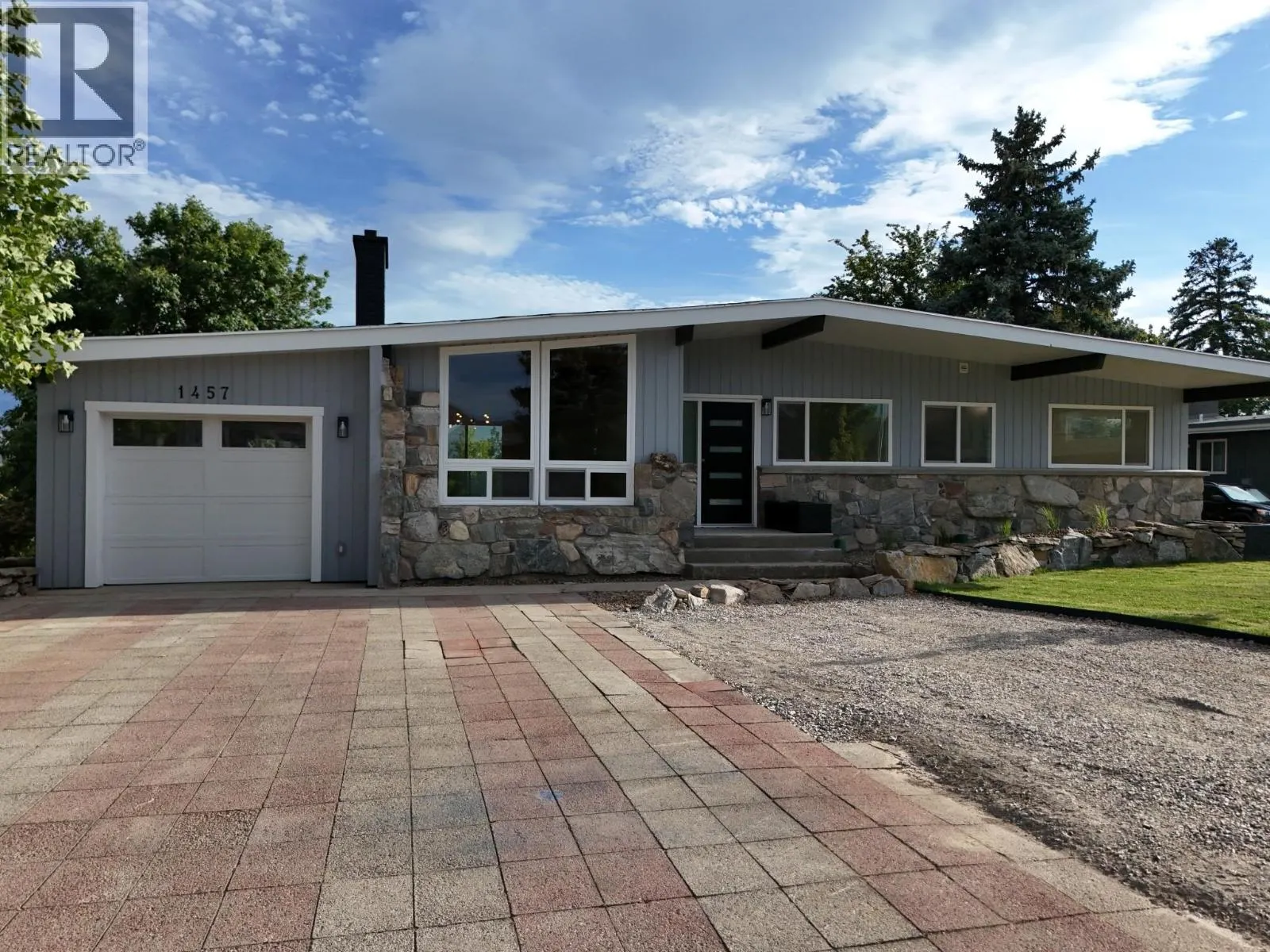 1457 Alta Vista Road