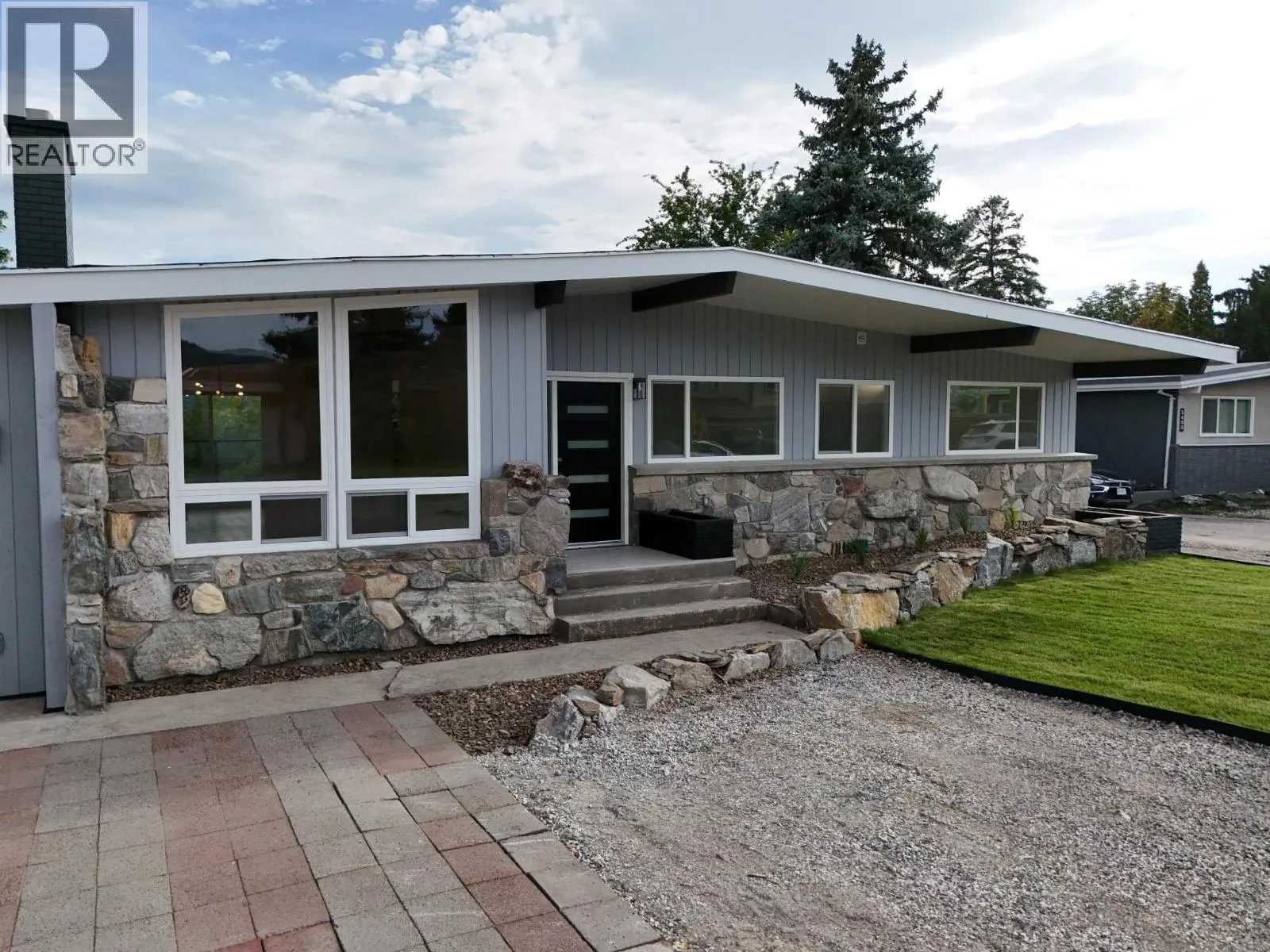 1457 Alta Vista Road