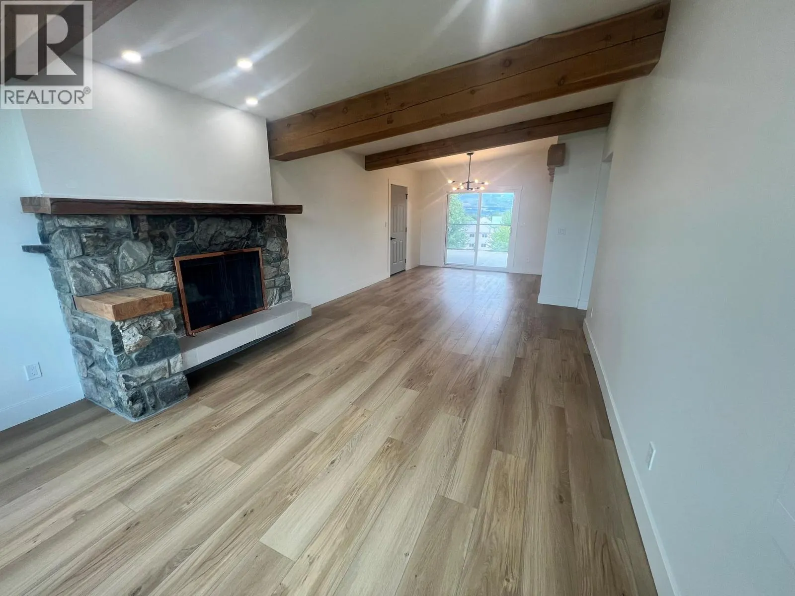 1457 Alta Vista Road