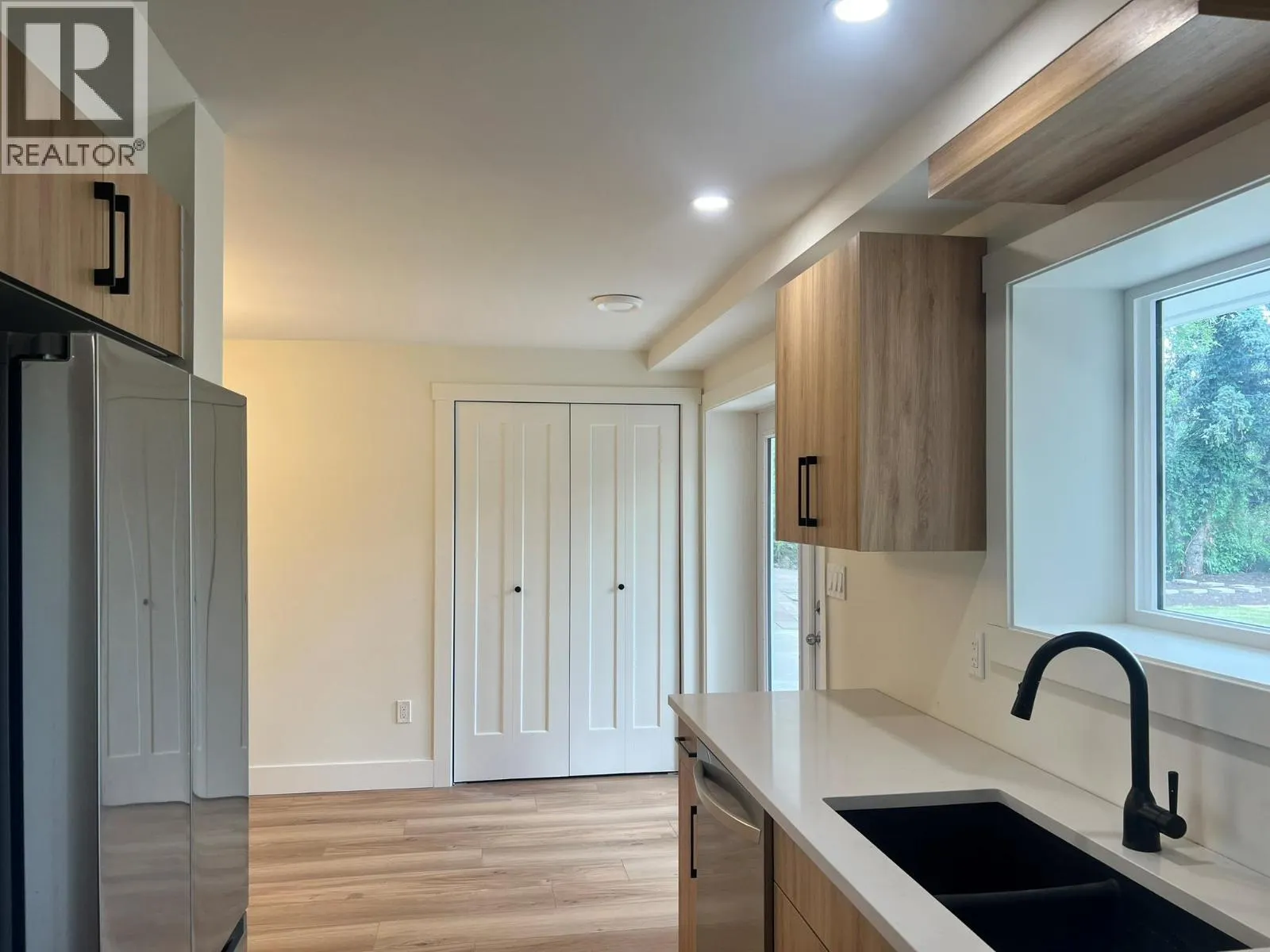 1457 Alta Vista Road