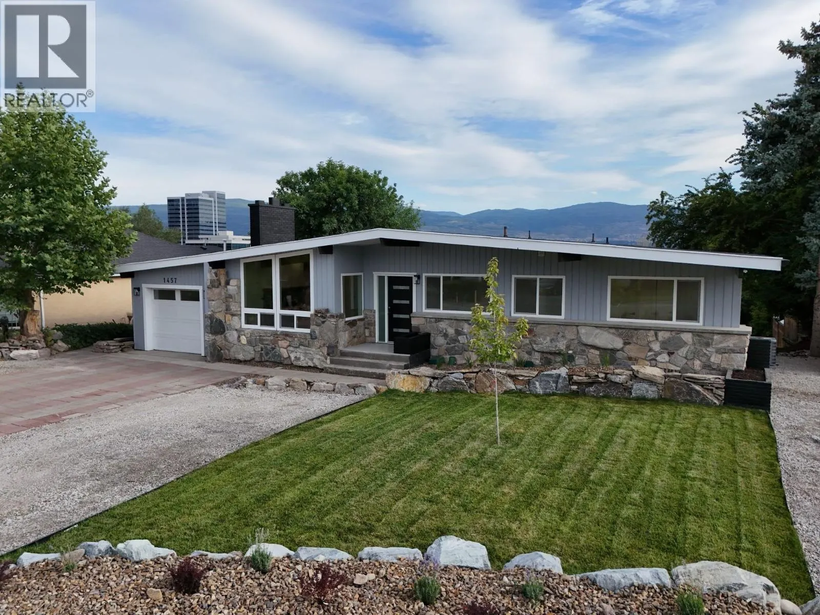 1457 Alta Vista Road