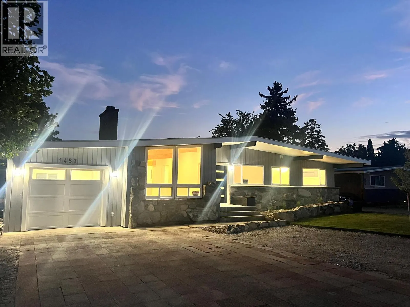 1457 Alta Vista Road