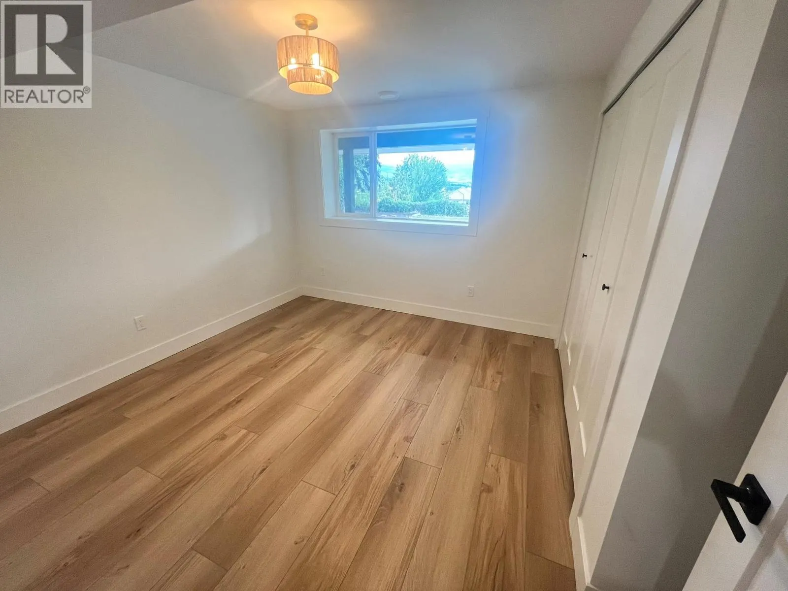 1457 Alta Vista Road