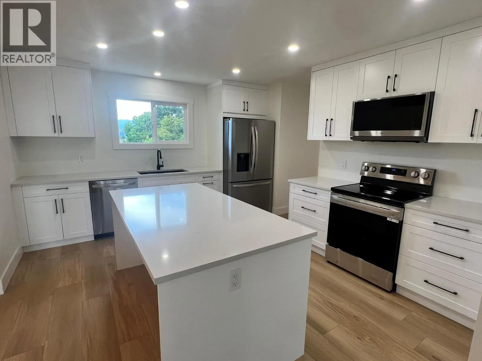 1457 Alta Vista Road