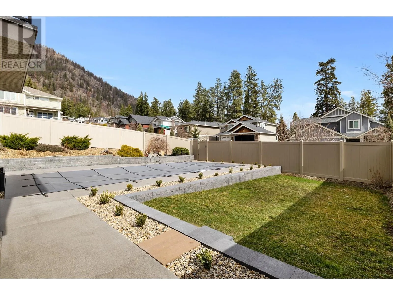 2358 Tallus Green Crescent